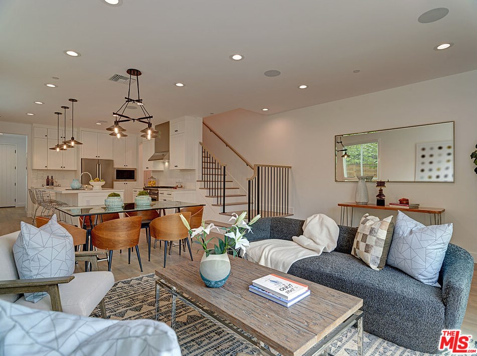 10513 Ayres Ave, Los Angeles CA  90064-3309 exterior