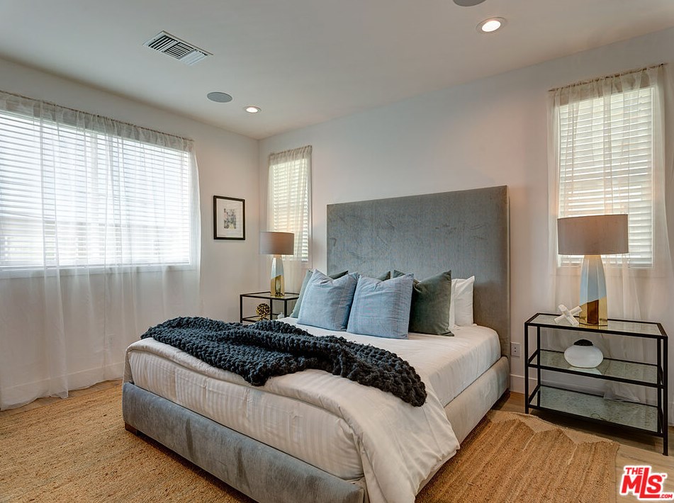 10513 Ayres Ave, Los Angeles CA  90064-3309 exterior