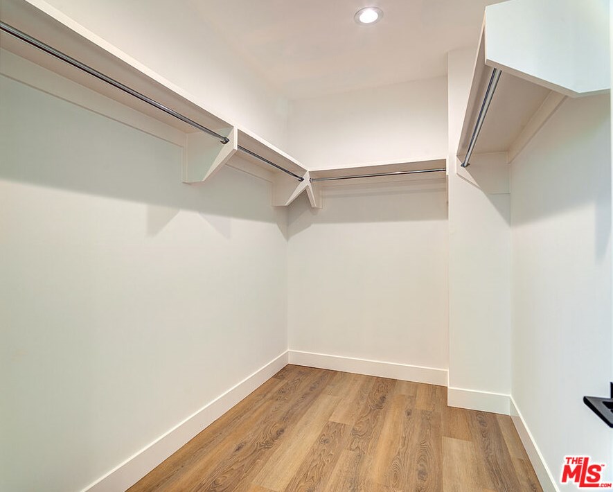 10513 Ayres Ave, Los Angeles CA  90064-3309 exterior