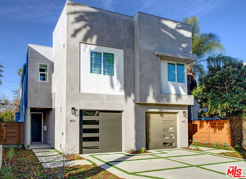 813 Cherokee Ave, Los Angeles, CA 90038-3507
