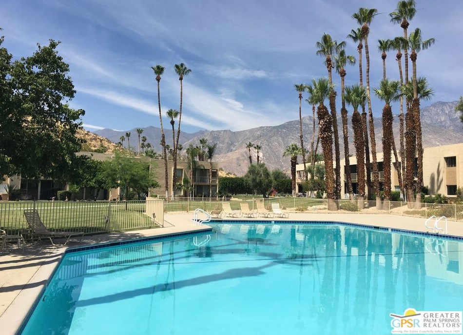 433 Desert Lakes Dr, Palm Springs, CA 92264-5511
