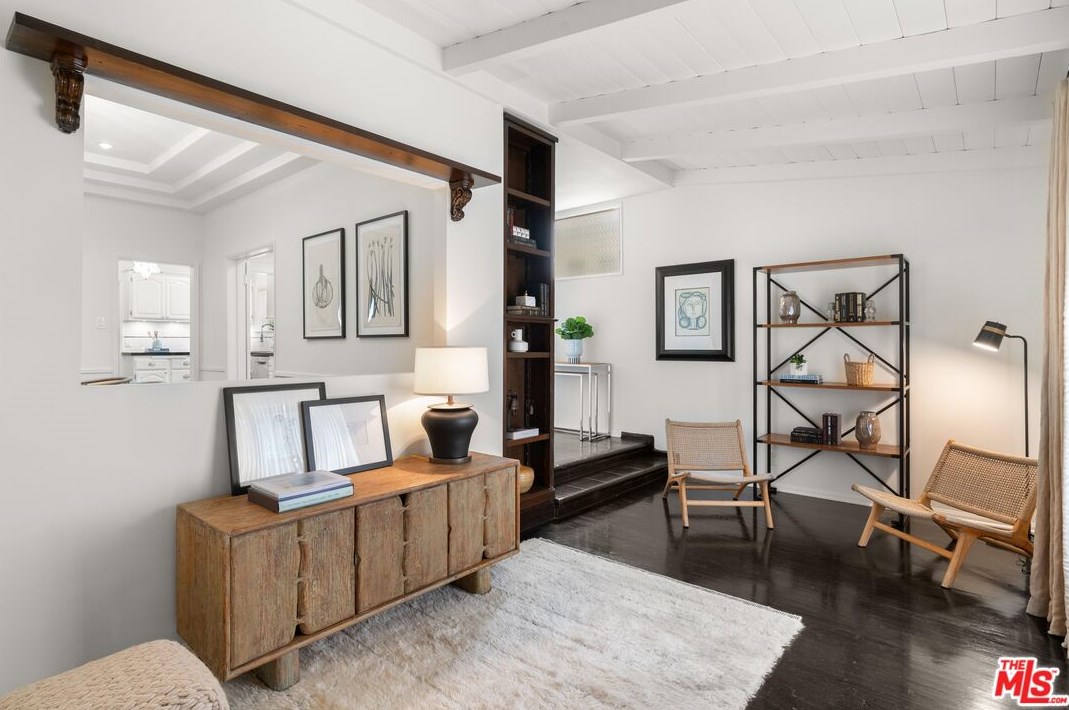 410 Harper Ave, Los Angeles CA  90048-2221 exterior