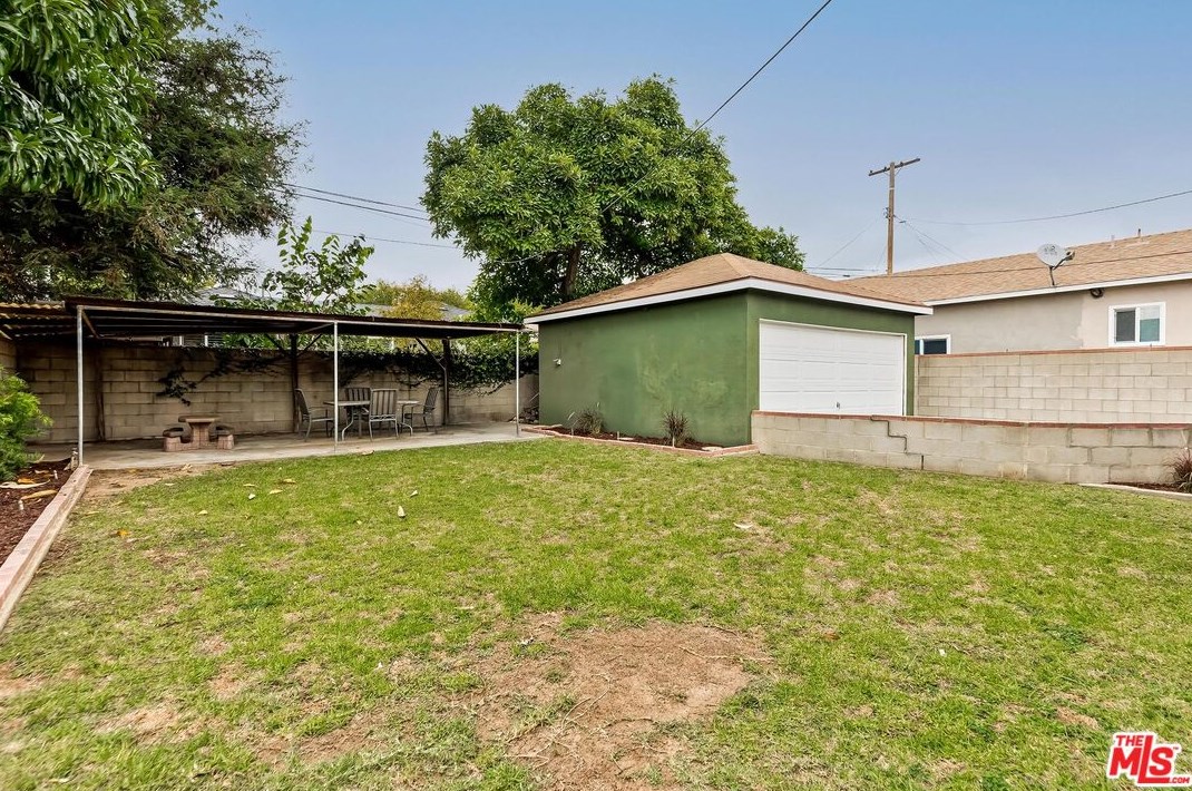 11455 Segrell Way, Los Angeles CA  90230-5357 exterior