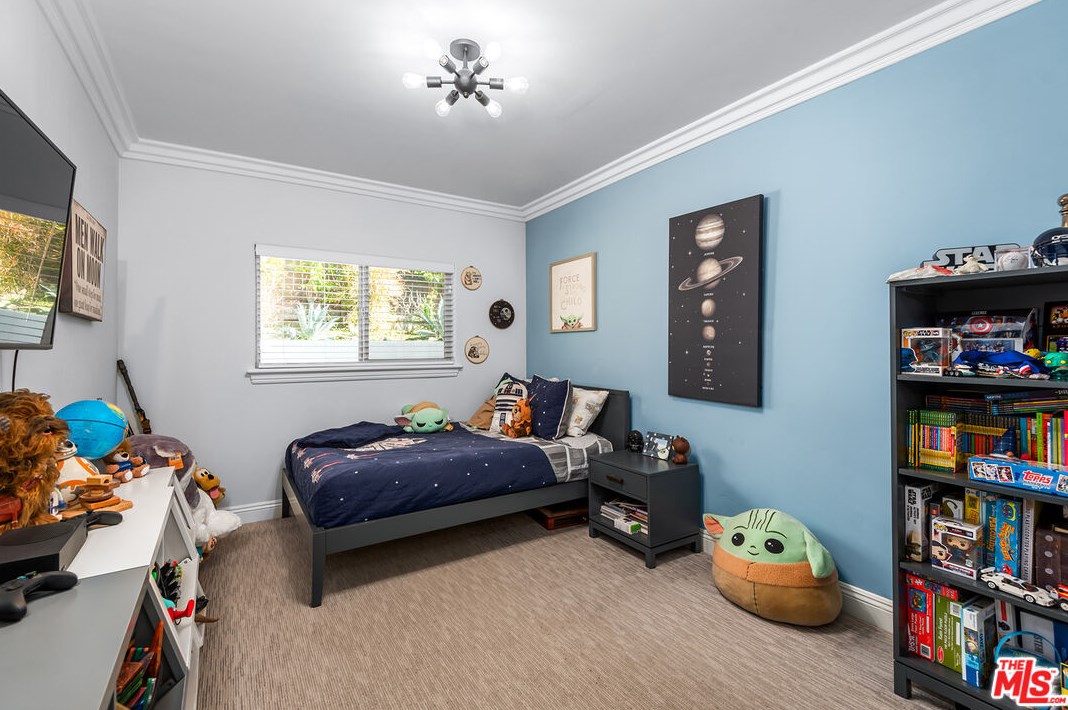 13139 Dewey St, Los Angeles CA  90066-1715 exterior