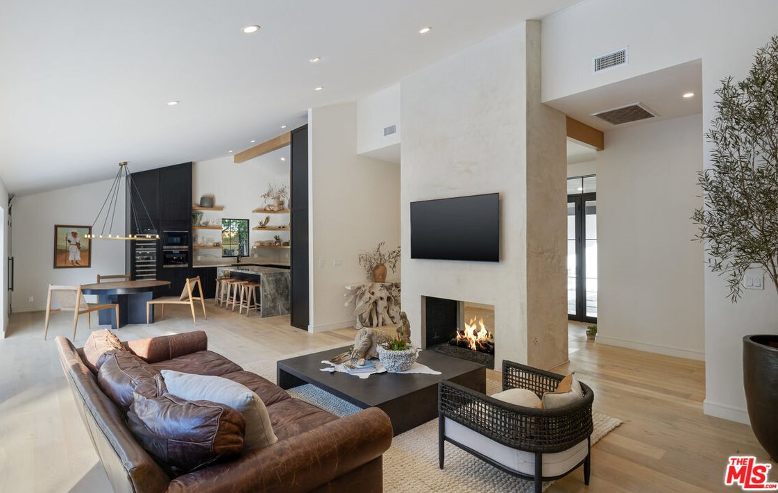 30511 Paseo Del Valle, Laguna Beach CA  92677-2314 exterior