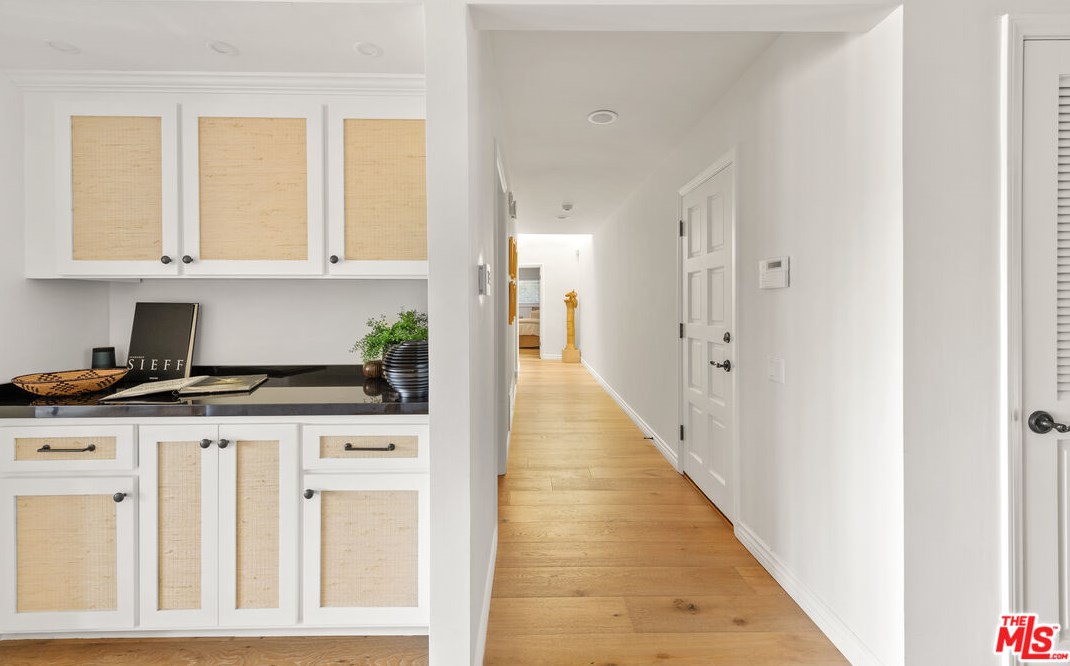 3668 Twin Lake Rdg, Thousand Oaks CA  91361-3927 exterior