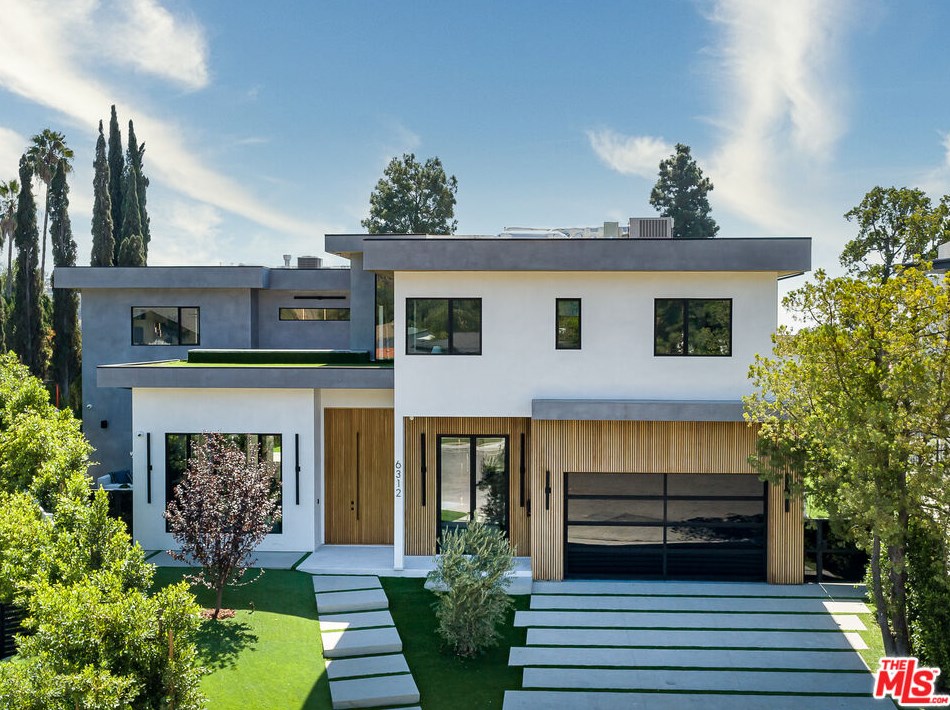 6312 Mirror Lake Dr, Los Angeles CA  90068-1636 exterior