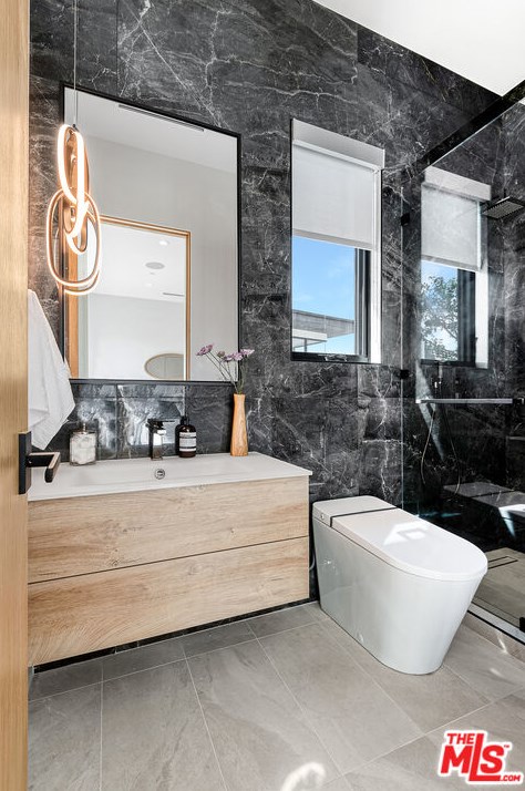 6312 Mirror Lake Dr, Los Angeles CA  90068-1636 exterior