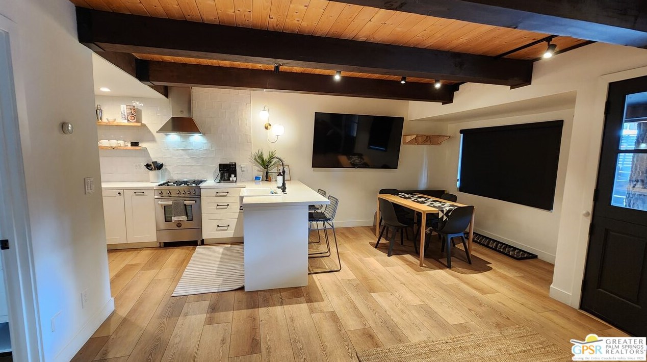 1125 Big Bear Blvd, Big Bear City CA  92314-9277 exterior