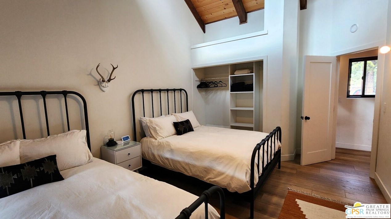 1125 Big Bear Blvd, Big Bear City CA  92314-9277 exterior