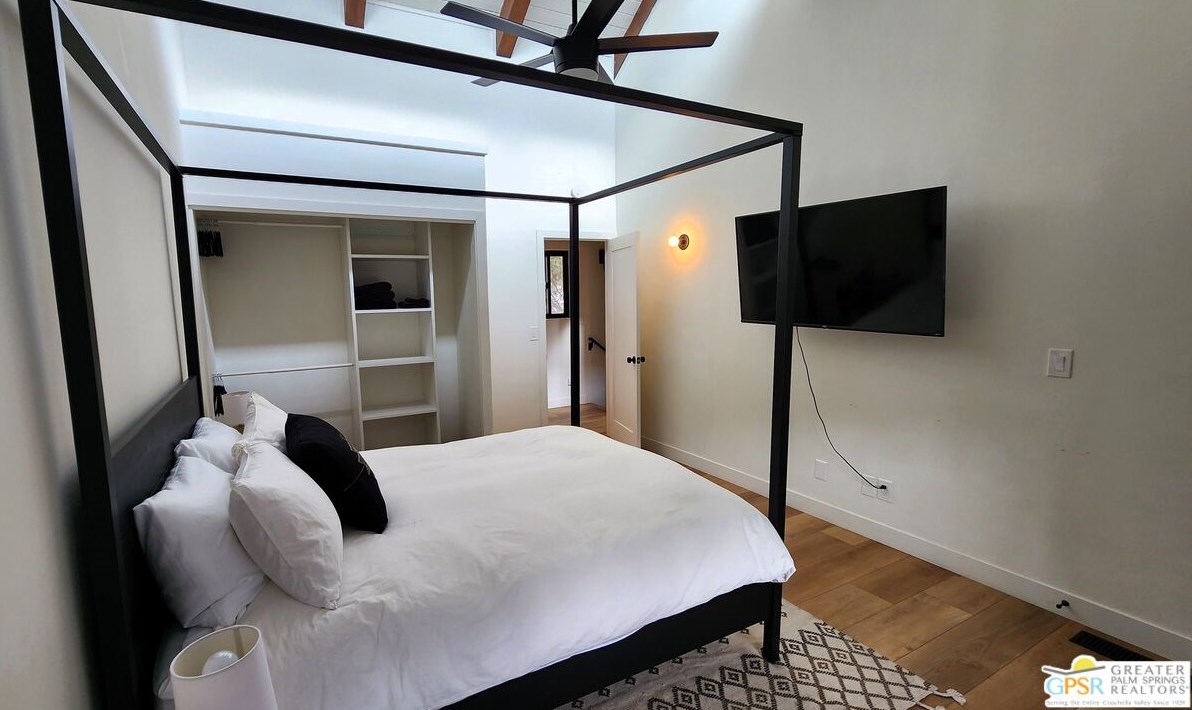 1125 Big Bear Blvd, Big Bear City CA  92314-9277 exterior