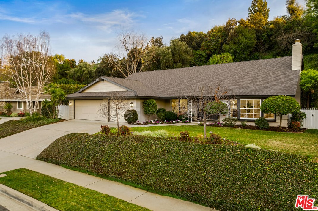 1320 Paseo Dorado, San Dimas, CA 91773