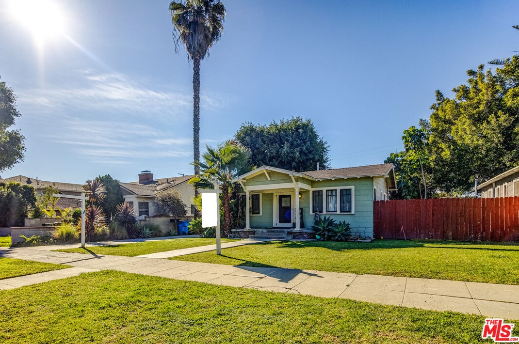 4231 Madison Ave, Los Angeles CA  90232-3224 exterior