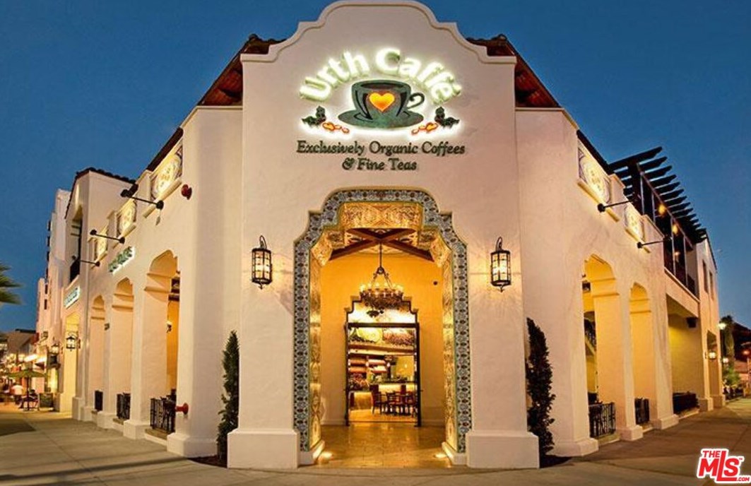7135 Hollywood Blvd, Los Angeles CA  90046-3212 exterior