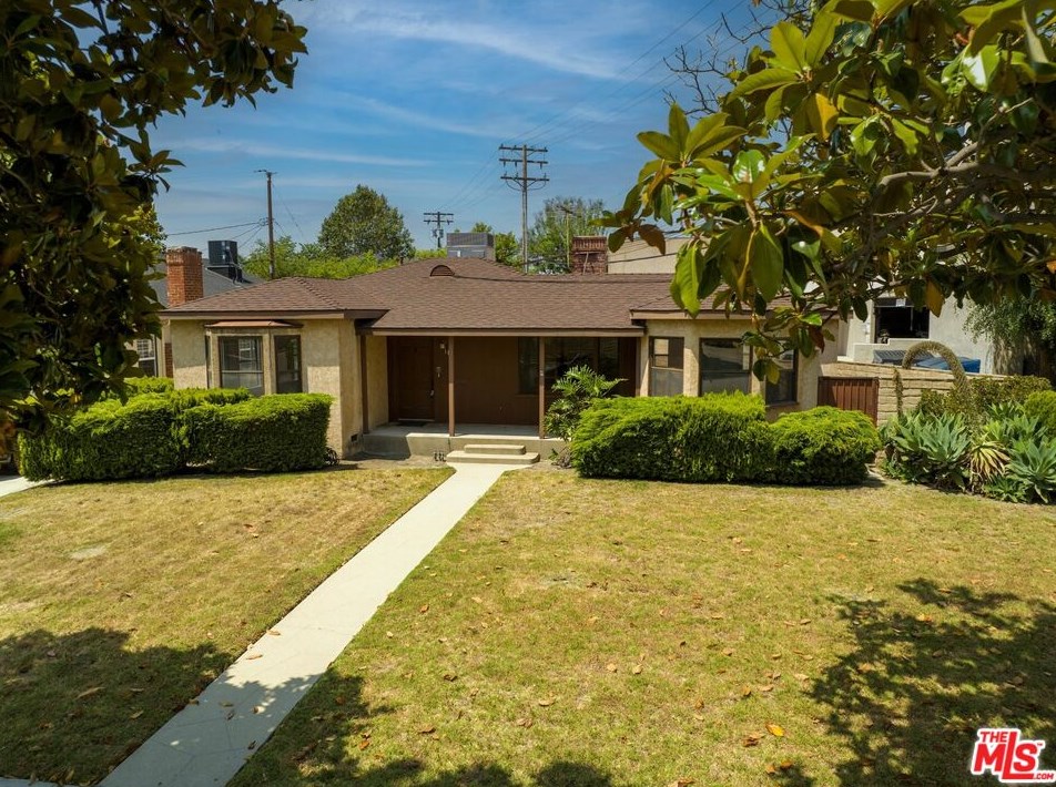 119 Sparks St, Burbank, CA 91506-2143