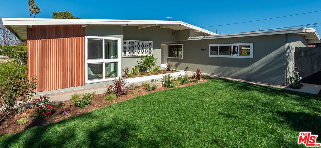 7658 Lindley Ave, Los Angeles CA  91335-2146 exterior
