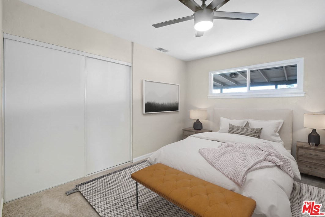 16221 La Joya Ct, Victorville CA  92395-3621 exterior