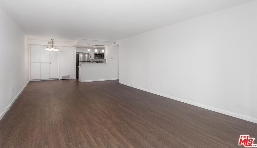 1517 E Garfield Ave #19, Glendale, CA 91205