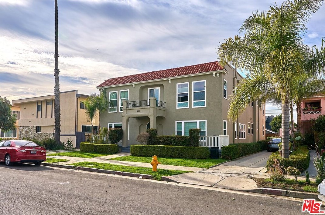 1445 Norton Ave, Los Angeles, CA 90019-3657