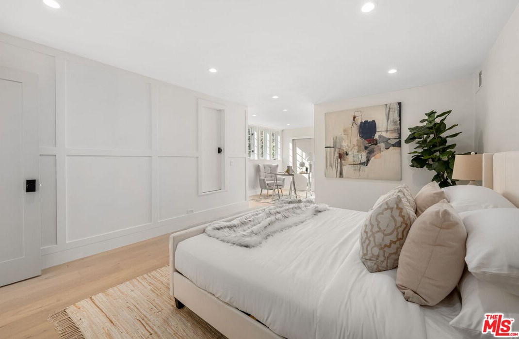 2112 Linnington Ave, Los Angeles CA  90025-5904 exterior