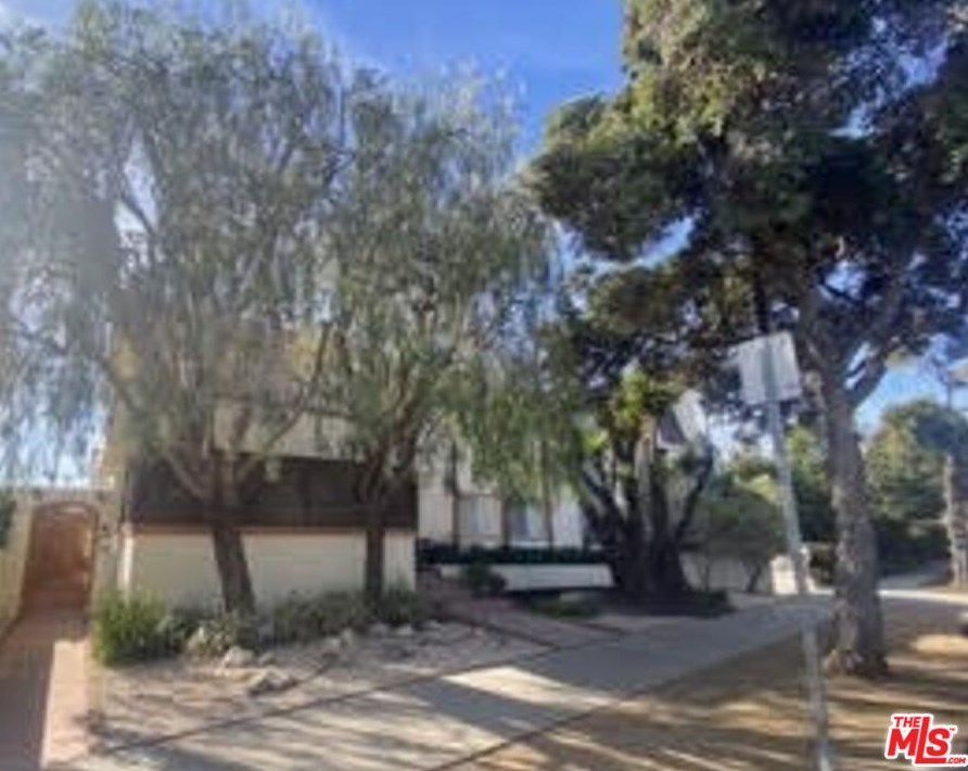 2702 11th St Apt 2, Santa Monica, CA 90405