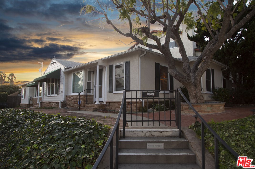 1419 Idaho Ave, Santa Monica, CA 90403-3106