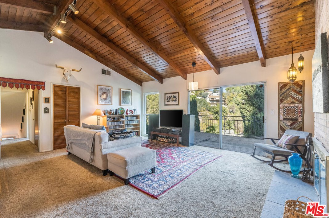 4505 San Andreas Ave, Los Angeles, CA 90065-4136