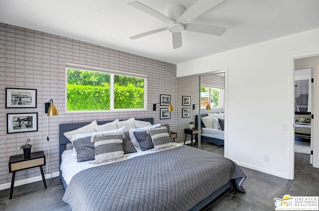 2221 Francis Dr, Palm Springs CA  92262-2553 exterior