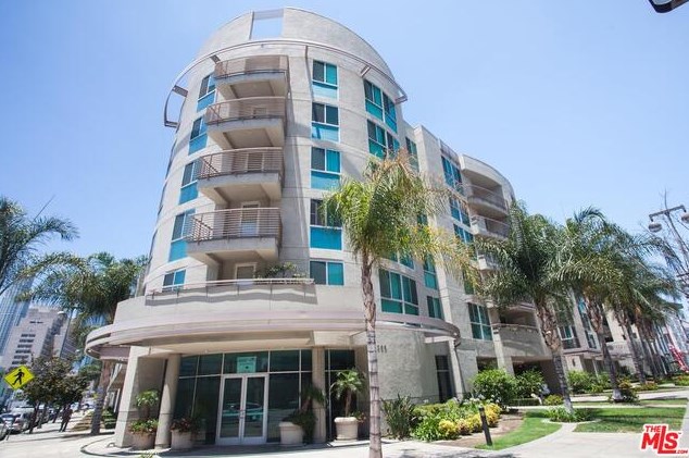 267 San Pedro St, Los Angeles CA  90012-3874 exterior
