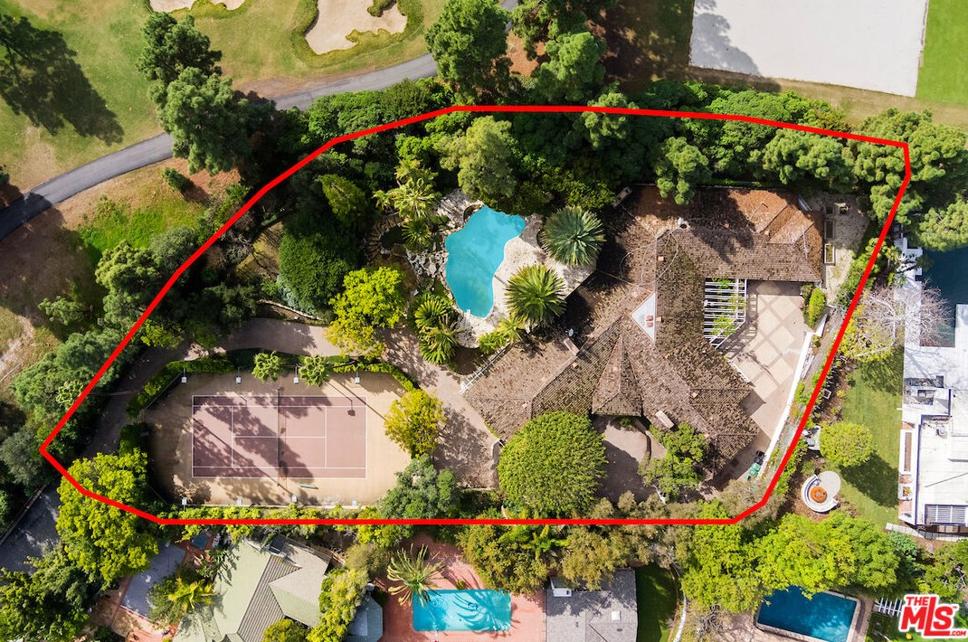 804 Walden Dr, Beverly Hills, CA 90210