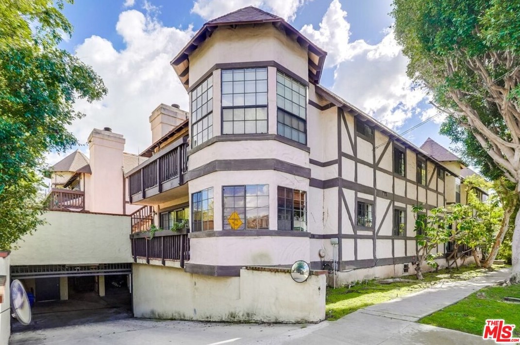 4306 Duquesne Ave, Los Angeles CA  90232-2957 exterior