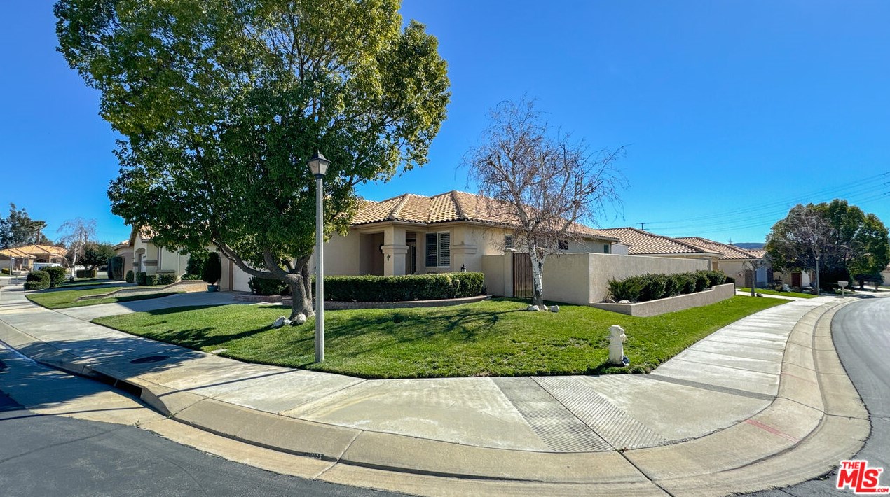 4888 St Croix Way, Banning CA  92220-7118 exterior
