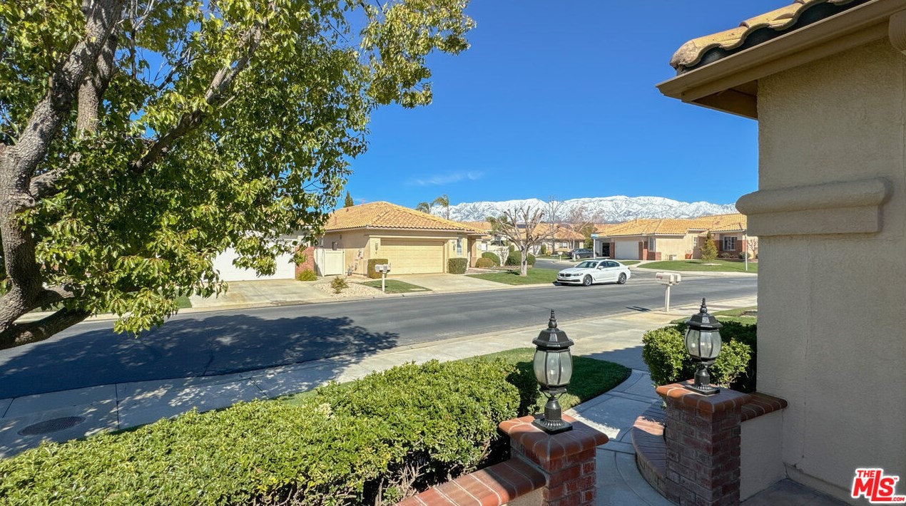 4888 St Croix Way, Banning CA  92220-7118 exterior