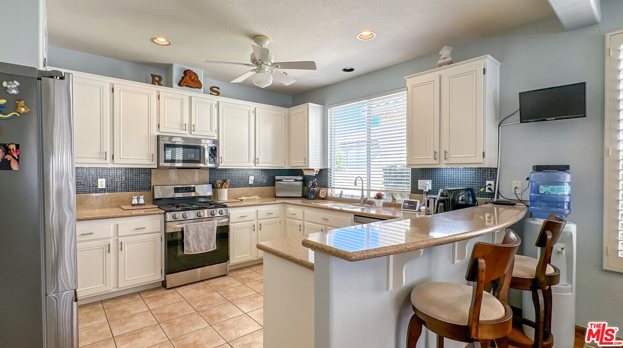 4888 St Croix Way, Banning CA  92220-7118 exterior