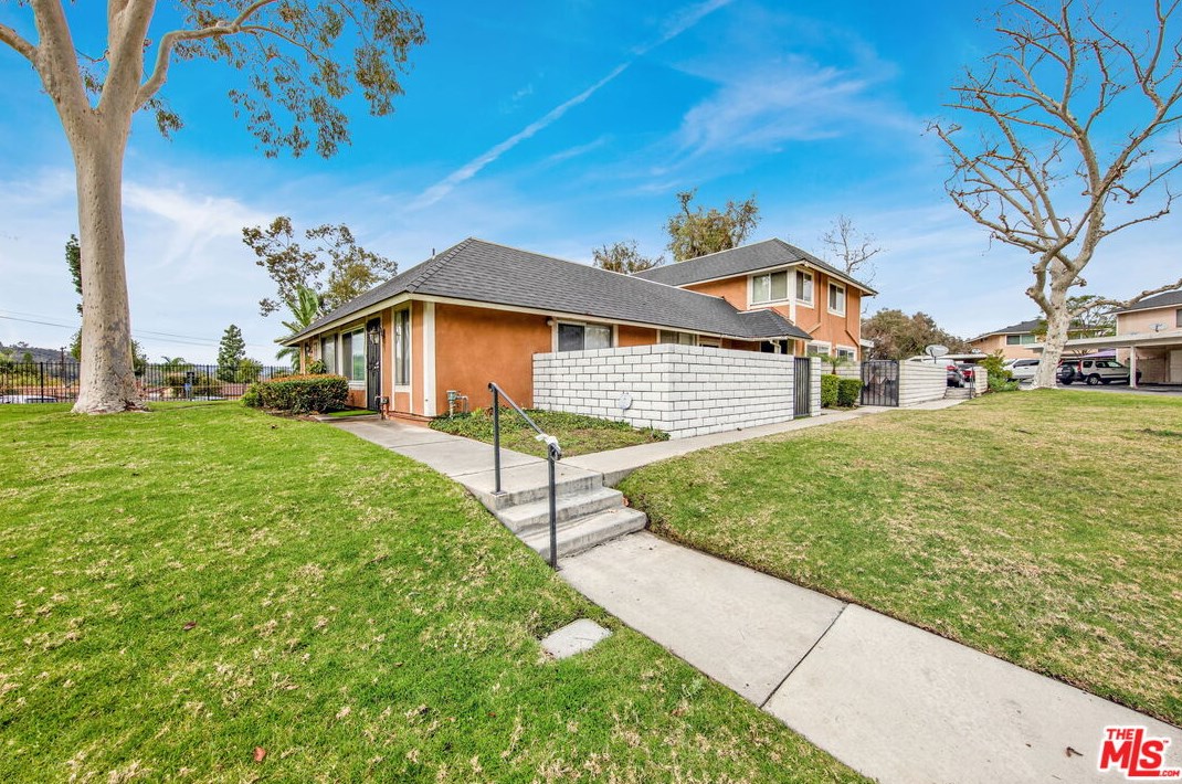 1346 S Brentwood Dr, West Covina, CA 91792