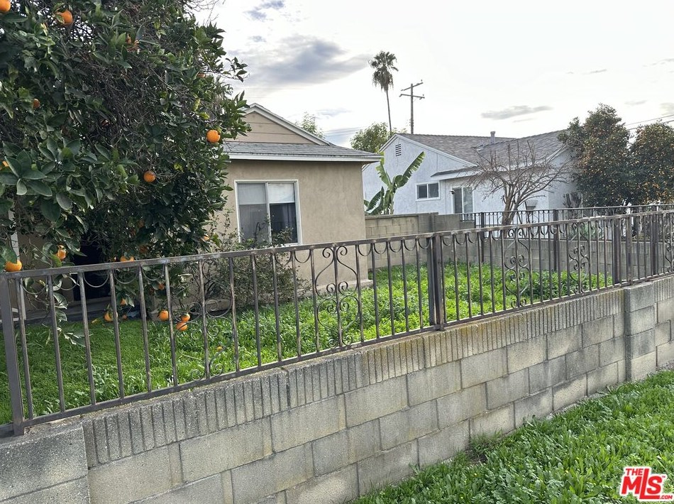 11612 Hercules St, Norwalk CA  90650-7929 exterior