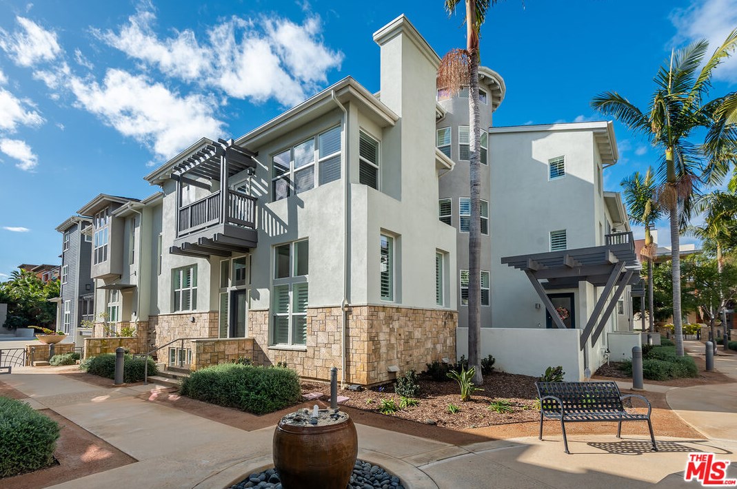 6010 Celedon Crk, Los Angeles, CA 90094-2349