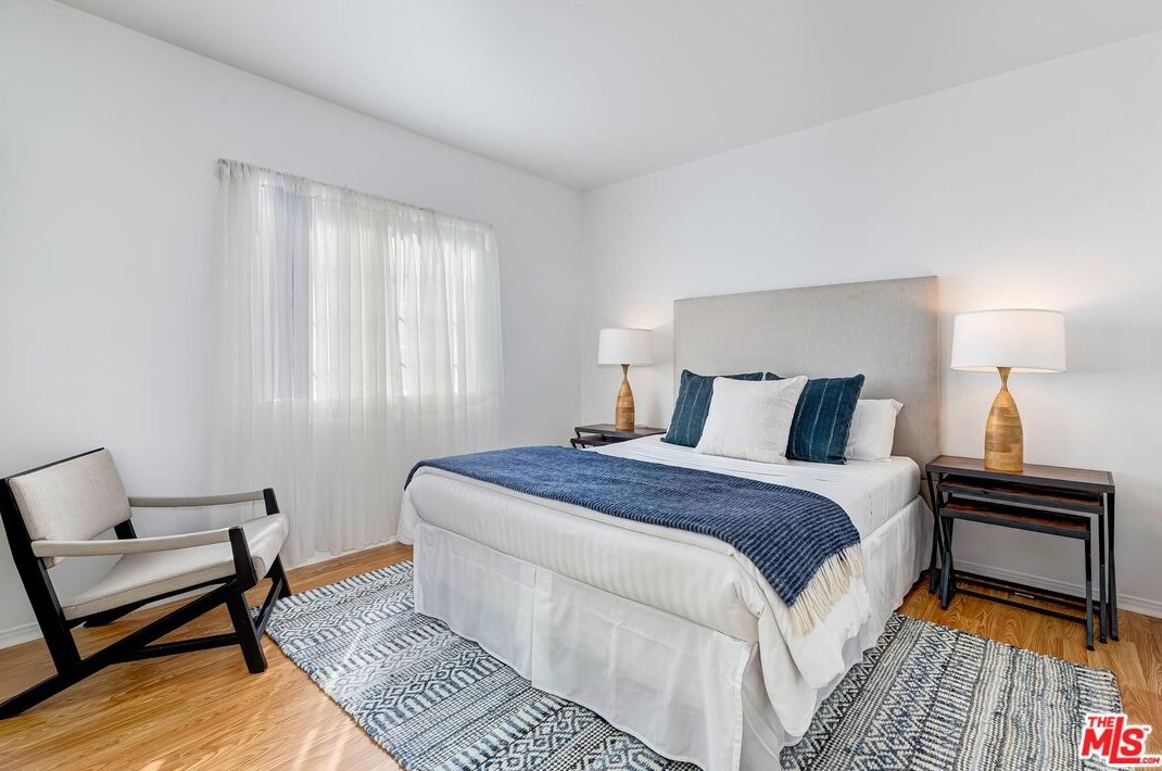 10542 Butterfield Rd, Los Angeles CA  90064-4406 exterior