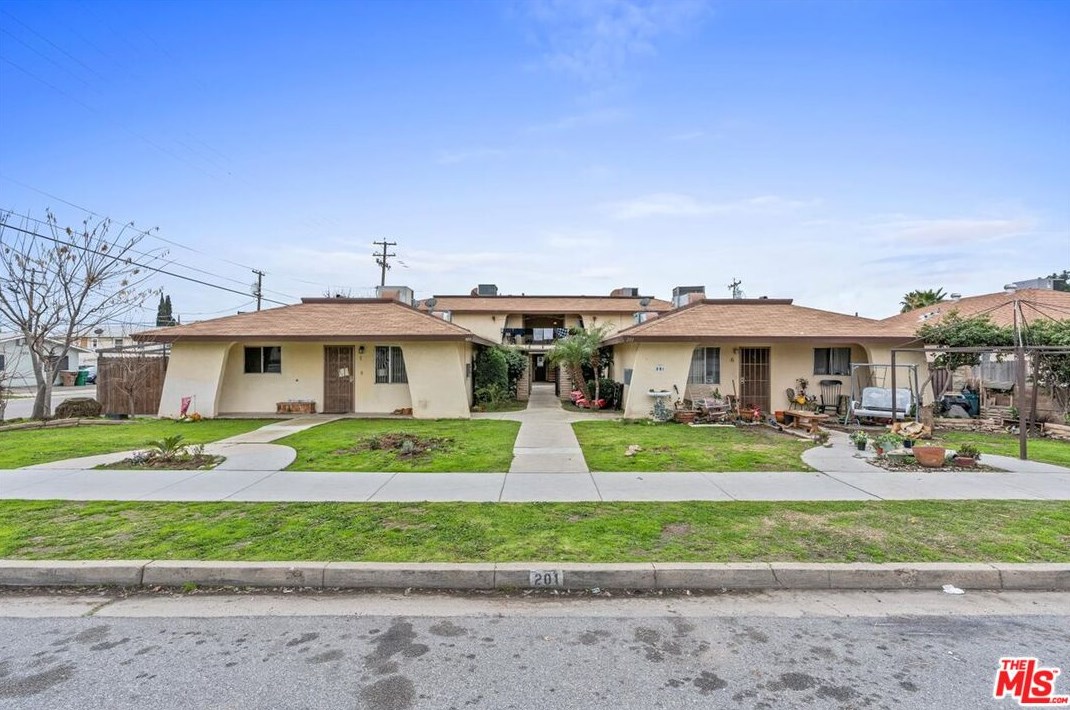 201 El Tejon Ave, Bakersfield, CA 93308