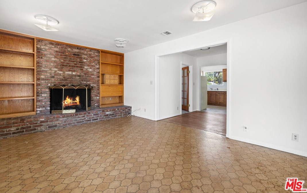16723 Tribune St, San Fernando CA  91344-5034 exterior