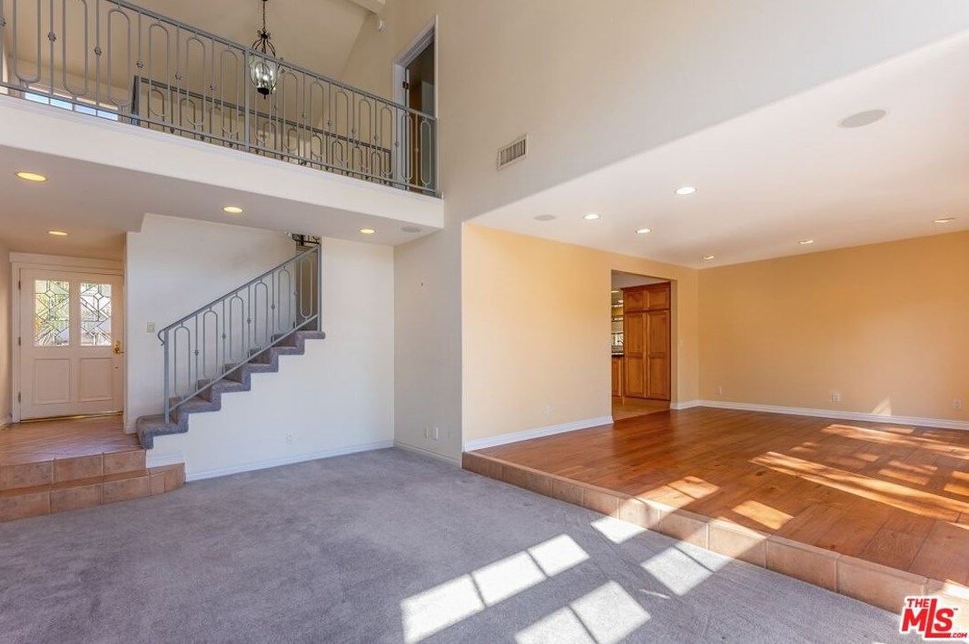 4605 Park Mirasol, Calabasas, CA 91302