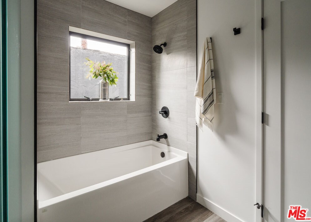 10728 Tabor St, Los Angeles CA  90034-4851 exterior