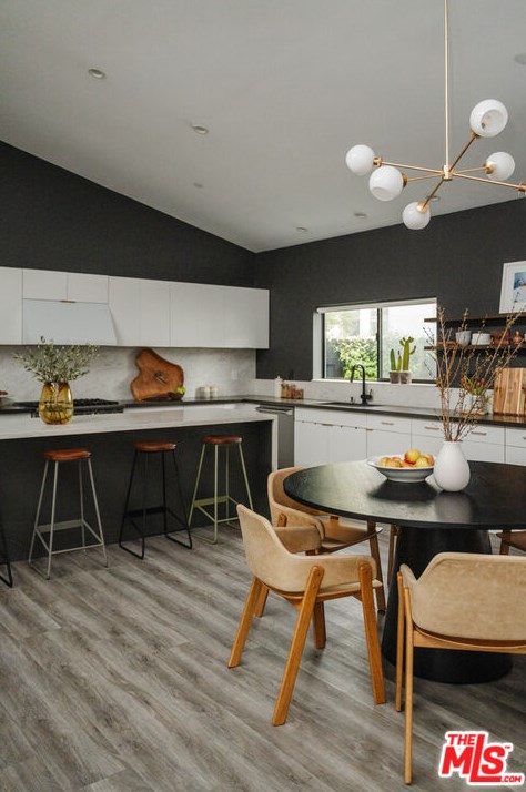 10728 Tabor St, Los Angeles CA  90034-4851 exterior