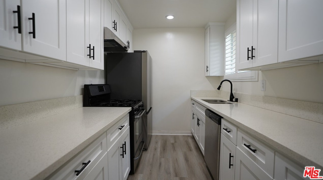 6262 Morse Ave, North Hollywood, CA 91606