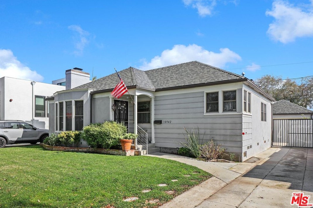 10942 Wagner St, Los Angeles, CA 90230-4238