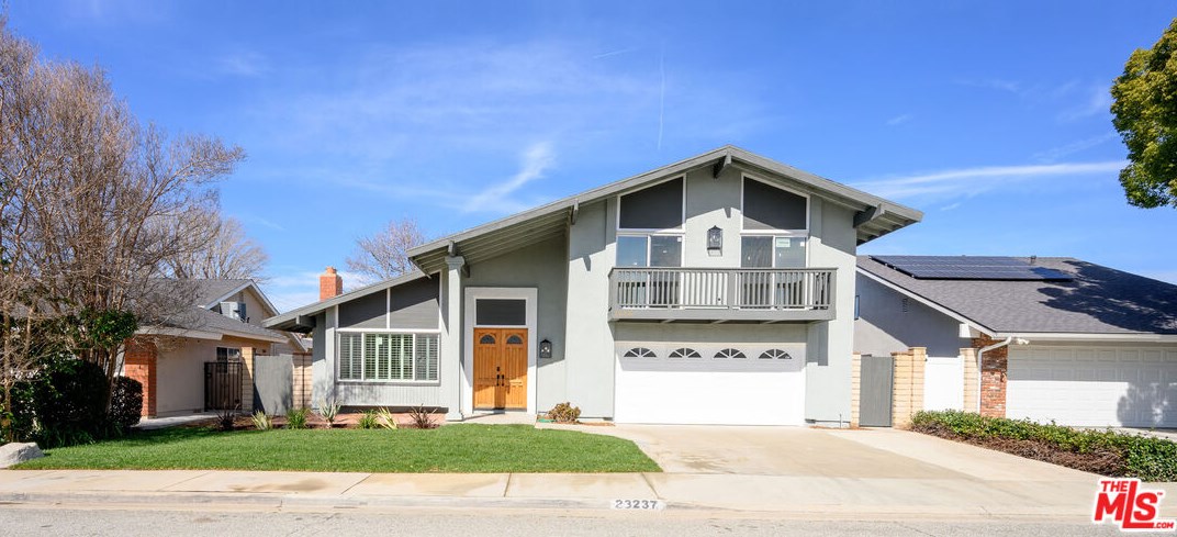 23237 Via Calisero, Santa Clarita, CA 91355