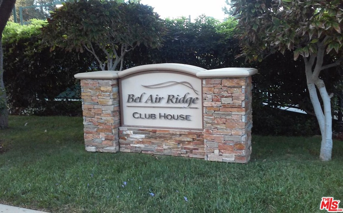 2510 Almaden Ct, Los Angeles CA  90077-2520 exterior