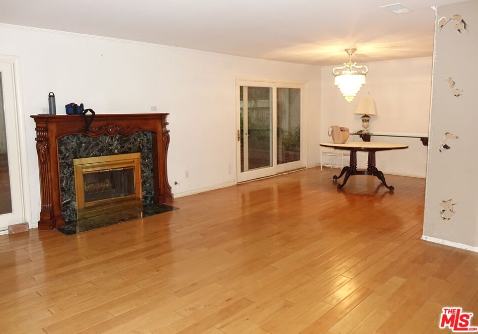 2510 Almaden Ct, Los Angeles CA  90077-2520 exterior
