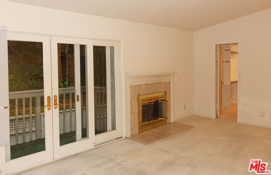 2510 Almaden Ct, Los Angeles CA  90077-2520 exterior