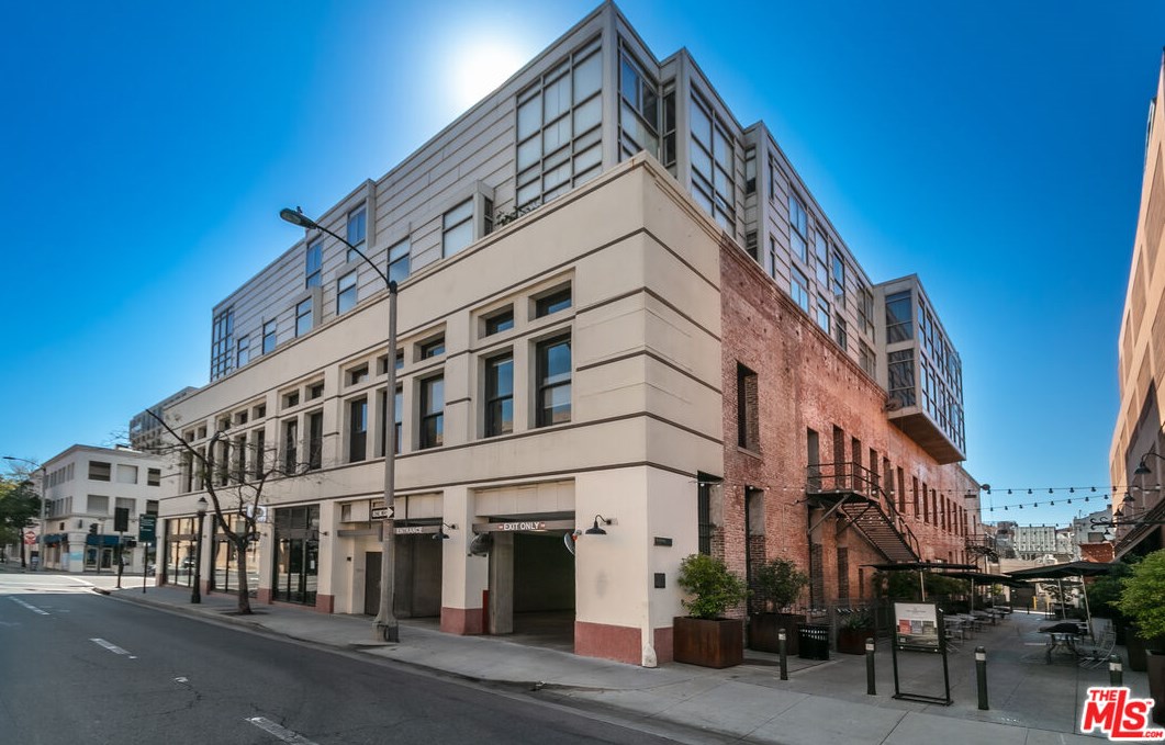 35 N Raymond Ave #215, Pasadena, CA 91103